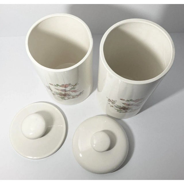 1960s 1960s Pair of Ceramic Asian Floral & Bird Large Kitchen Pantry Canisters For Sale - Image 5 of 6