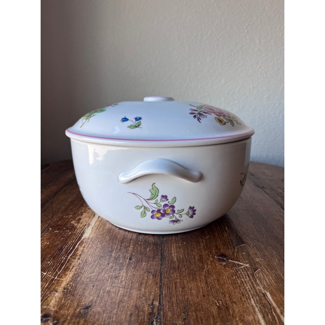 Spode Marlborough Sprays Pattern Design: Floral, Pink Trim On Edge Made in England Discontinued pattern, produced from...