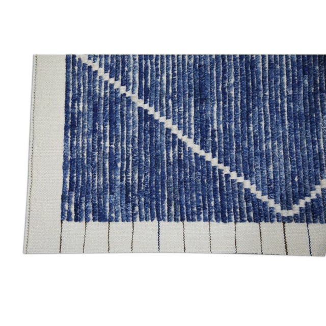 Early 21st Century Modern Handmade Tulu Rug 3'2x 6'5 For Sale - Image 4 of 7