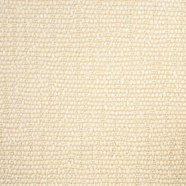 A special jacquard weave gives Finn Heavyweight Linen in mist its remarkable texture and luxurious hand. Even better? It’s...