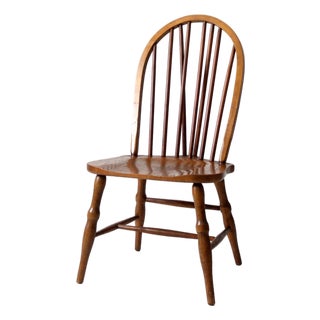 Vintage Brace-Back Windsor Dining Chair For Sale