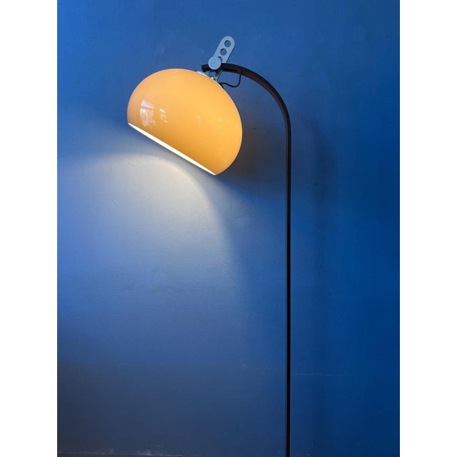 Beautiful brown and beige space age mushroom floor lamp by dijkstra, combining a distinctive vintage design with a clean,...