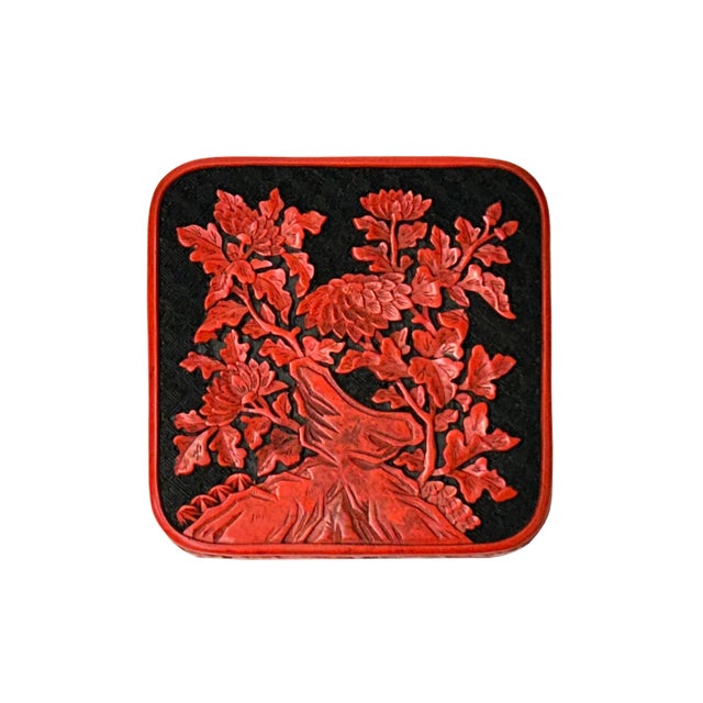 Handcrafted Vintage Chinese Red Lacquer Square Floral Accent Box For Sale In San Francisco - Image 6 of 9