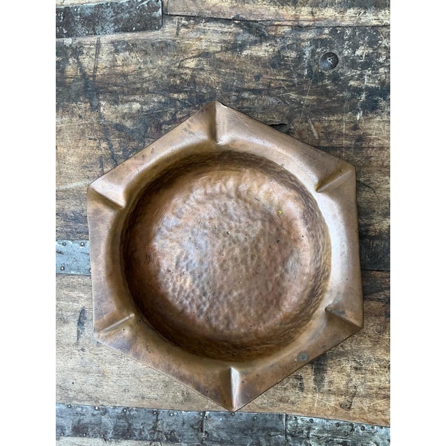 Mid 20th Century Vintage Hexagonal Hammered Copper Ashtray For Sale - Image 5 of 16