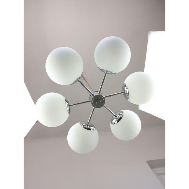 Italian Space Age Sputnik Chrome and Opaline Chandelier, 1970s For Sale - Image 15 of 18