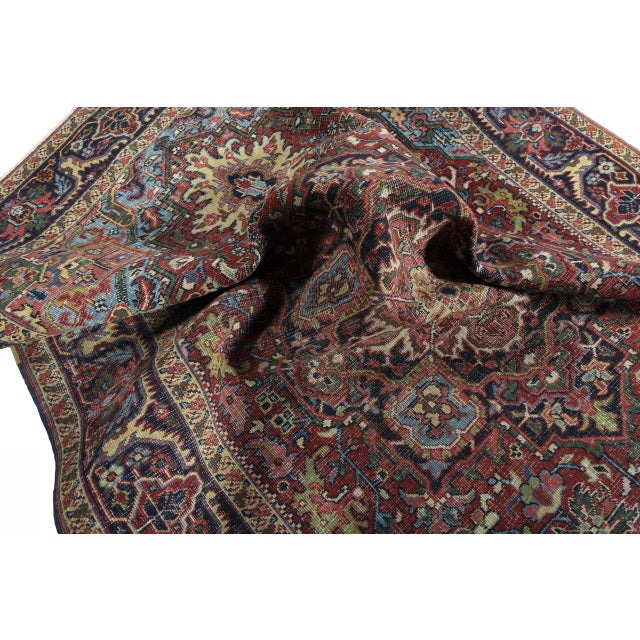 Antique Hand-Knotted Heriz Rug , 1890s For Sale - Image 11 of 13