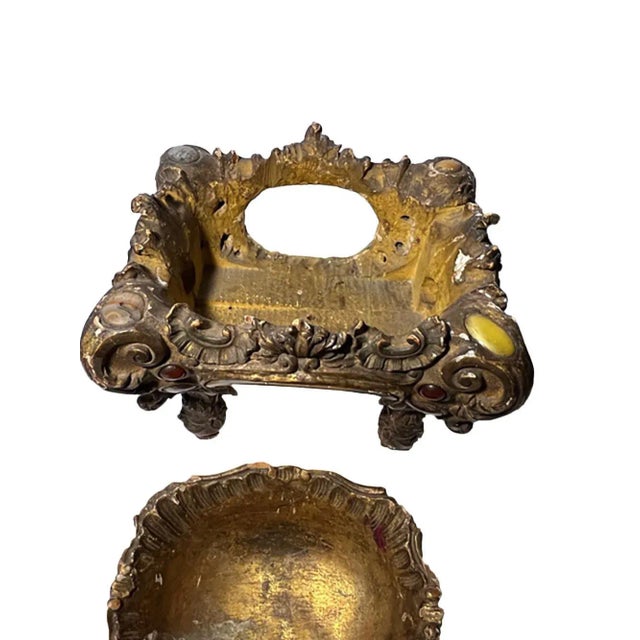 Wood 18th Century Italian Gilded Jardiniere With Stones and Faces For Sale - Image 7 of 13