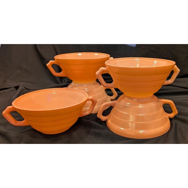 Hazel-Atlas Vintage 1940s Hazel-Atlas "Moderntone" Platonite Pastel Handled Cream Soup Bowls - Coral Set of 5 For Sale - Image 4 of 5