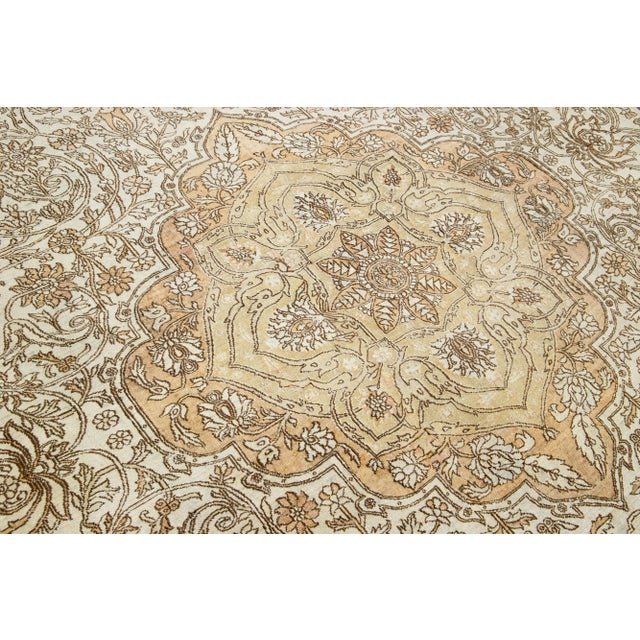 1900 Antique Indian Agra Wool Rug in Ivory and Tan With Medallion Design For Sale - Image 4 of 9