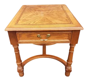 Hammary Fine Furniture Bookmatched Top Side Table, Circa 1970s