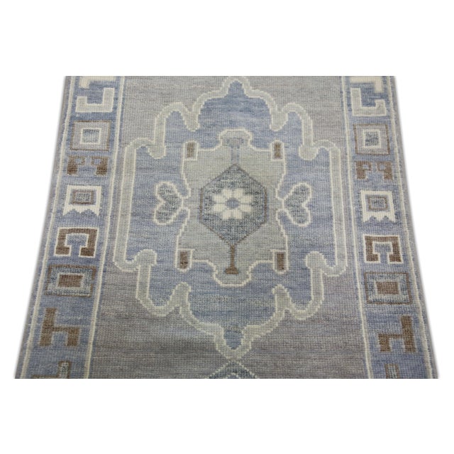 Modern Turkish Oushak Rug 2'10" x 9'6" For Sale - Image 4 of 7