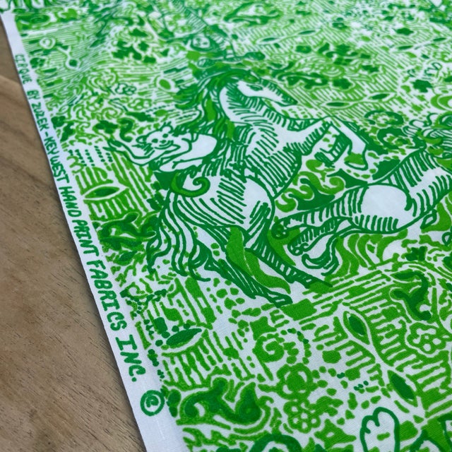 Vintage Lilly Pulitzer Suzie Zuzek Cirque Key West Handprint Fabrics Inc- About 2 Yards For Sale In New York - Image 6 of 6