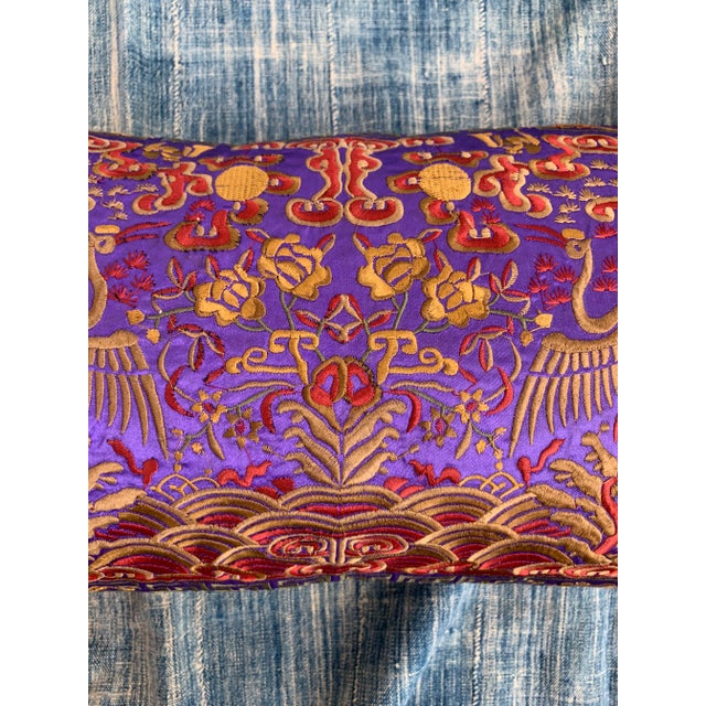 Hollywood Regency Purple & Gold Asian Chinoiserie Silk Crane Lumbar Boudoir Pillow For Sale - Image 9 of 13