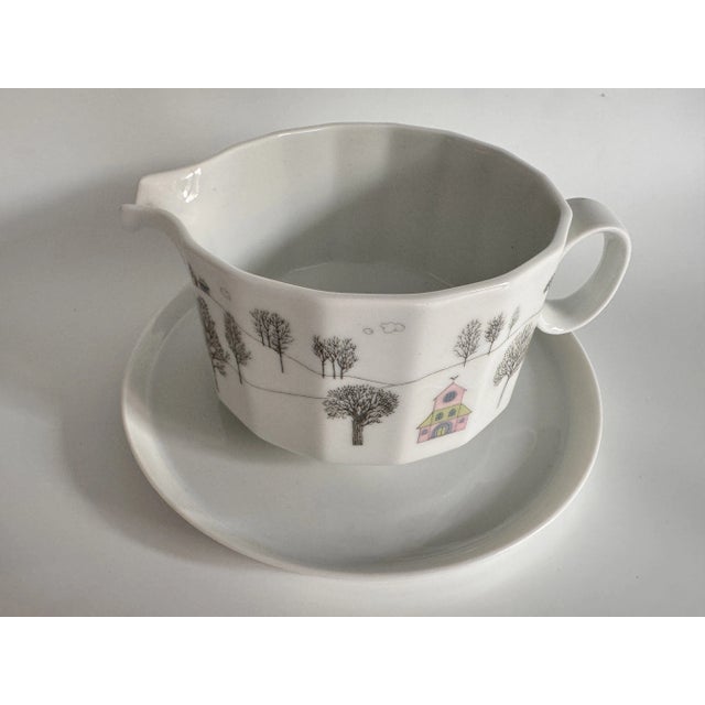 1980s Rut Bryk Artist Service Form Polygon Winter Travel Gravy Boat by Tapio Wirkkala for Rosenthal, 1983, Set of 2 For Sale - Image 5 of 5