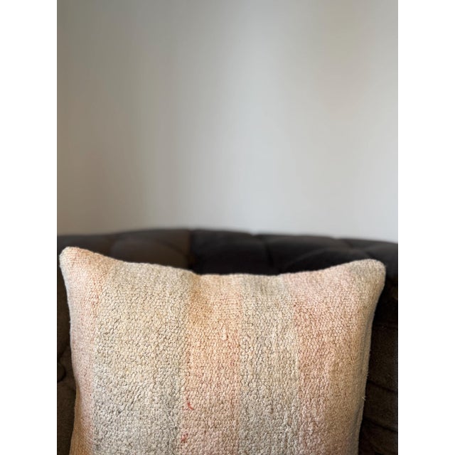 1990s Vintage Turkish Hemp Pillow, Natural Blush Pink Ivory Cushion, Handwoven Anatolian Pillow With Insert, 16x16 In For Sale - Image 5 of 8