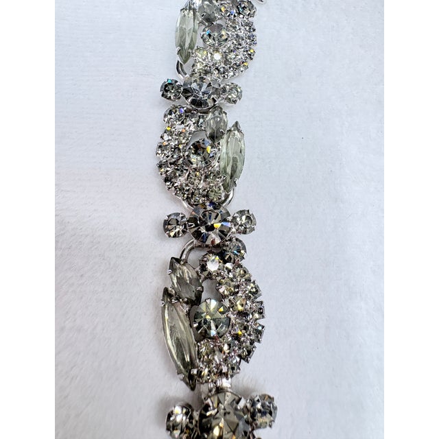 Vintage Juliana D&e Clear & Smoky Topaz Rhinestone Necklace and Bracelet Set, Attributed For Sale - Image 9 of 16