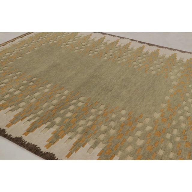 Rug & Kilim Contemporary Art Deco Style High-Low Wool Rug by Rug & Kilim, India For Sale - Image 4 of 10