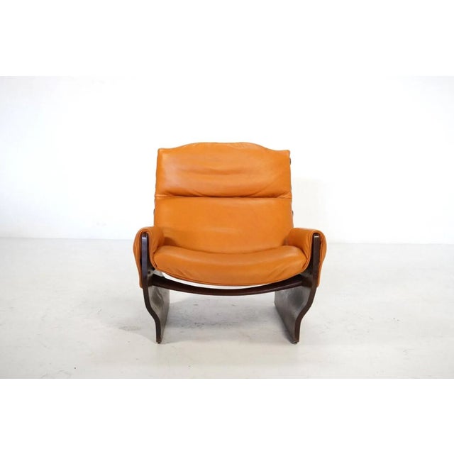 Vintage P110 Canada Lounge Chair designed by Osvaldo Borsani for Tecno, manufactured in Italy during the 1970s. This...