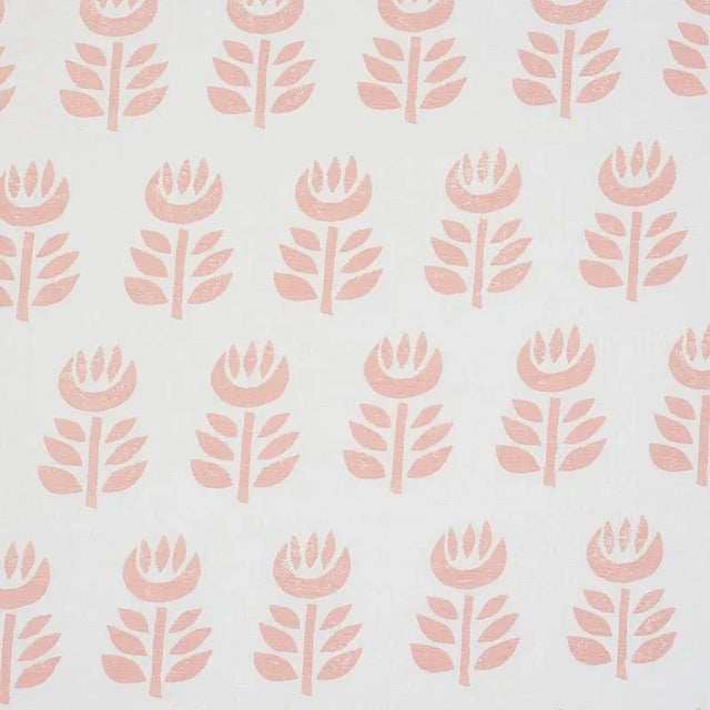 Screen printed on a linen ground, this simple, stylized tulip design has the perfectly imperfect look of a hand block...