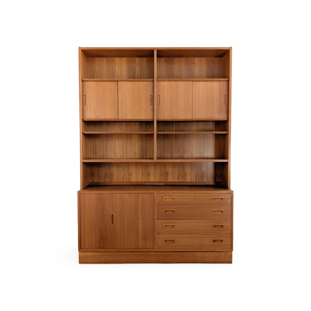Mid-Century Danish Teak Bookcase by Poul Hundevad for Hundevad & Co. For Sale - Image 11 of 11