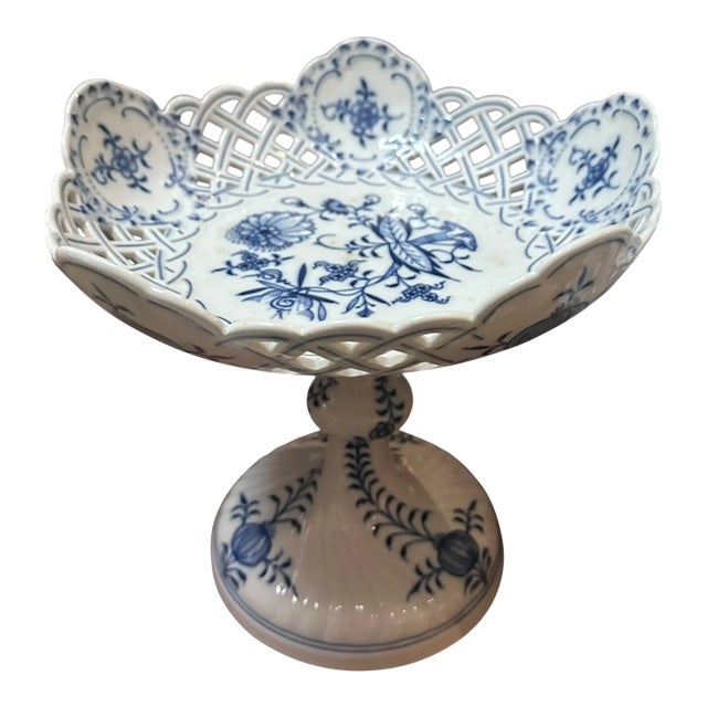 Antique Meissen Onion German Porcelain Centerpiece Compote For Sale