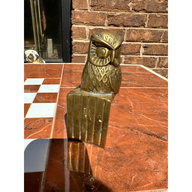 Up for consideration is a beautiful petite brass owl. This would look lovely in your home and it is a great find for the...