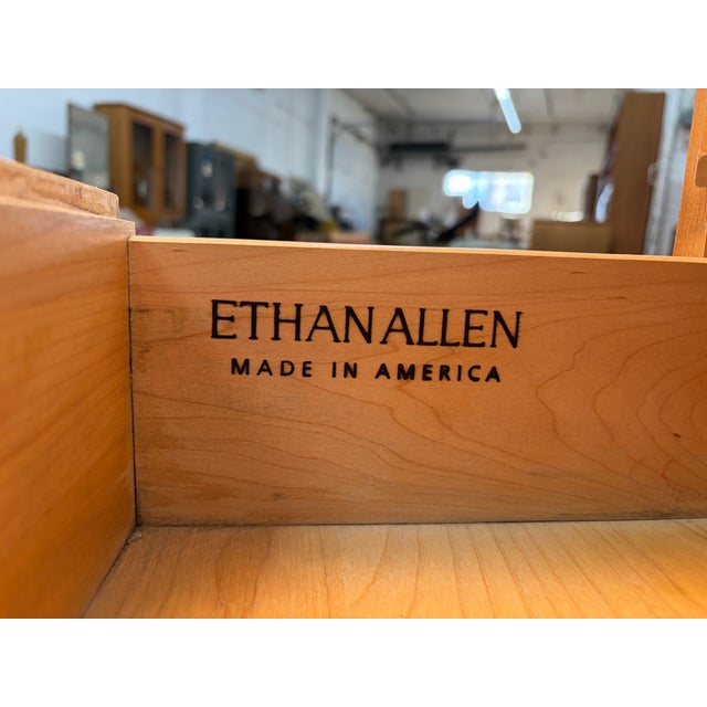 Pair of Mid 20th Century Modern Maple Nightstands by Ethan Allen For Sale - Image 9 of 14