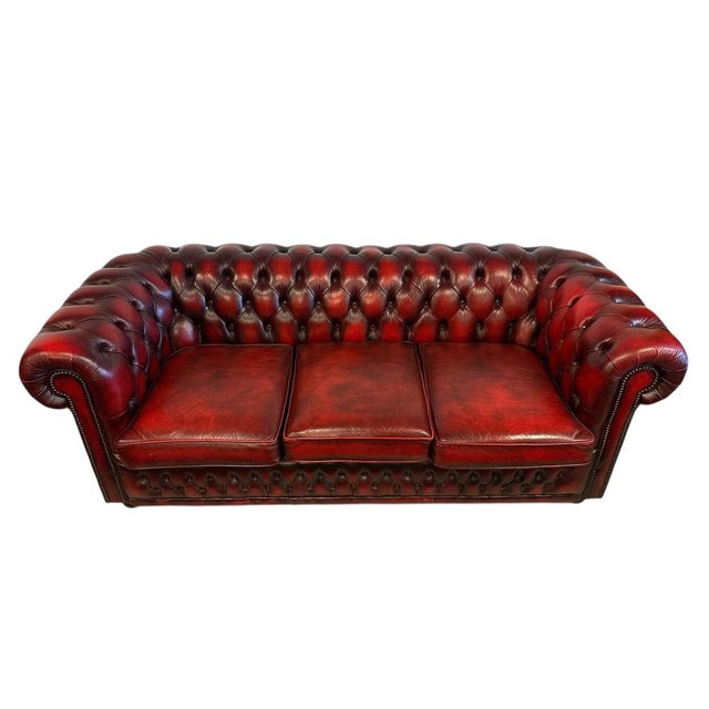 Chesterfield Leather Sofa from Winchester For Sale - Image 3 of 6