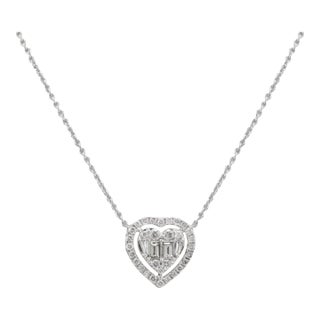18k White Gold Heart Shape Diamond Modern Chain Necklace for Women For Sale