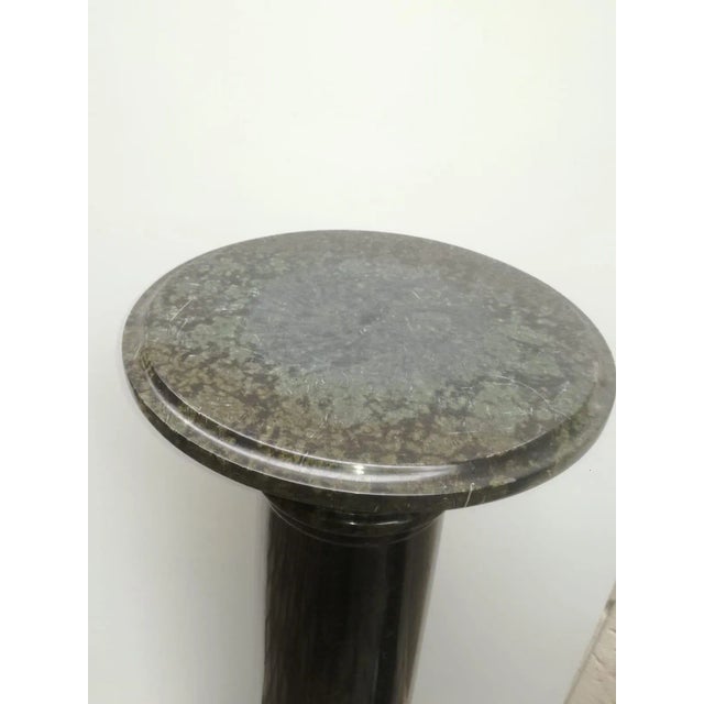 Couple Capitals Black Marble precious are Empire '900 Strong, solid, integral and unique at the same time Measurements 150...