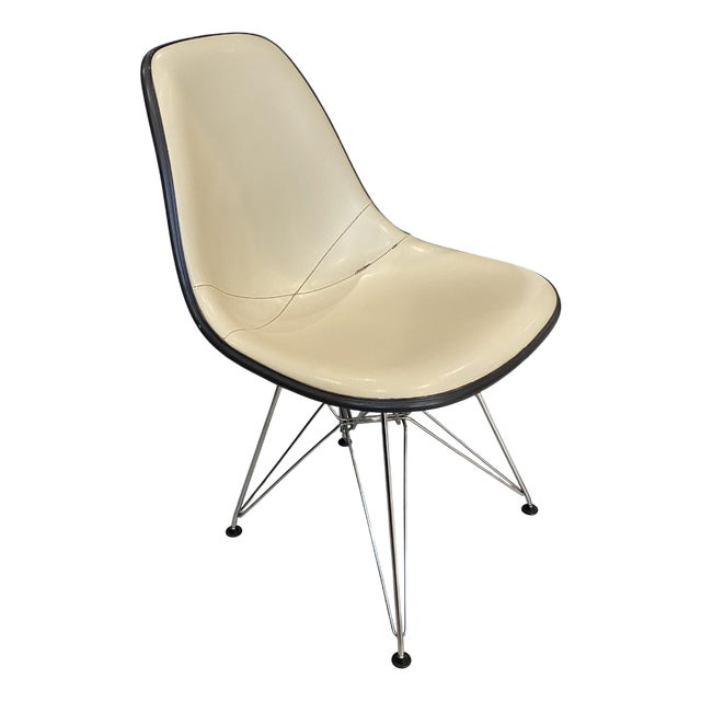 Off-White Vinyl Chair by Charles and Ray Eames for Herman Miller, 1950s For Sale