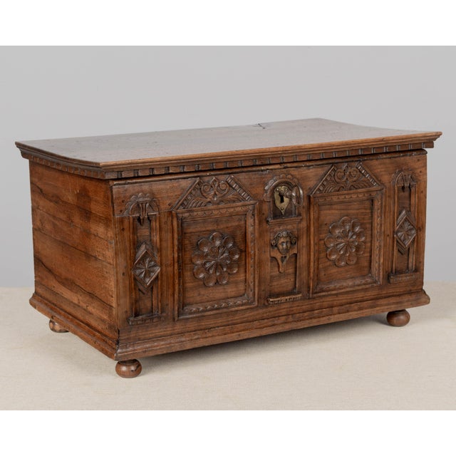 19th Century Spanish Walnut Wedding Coffer or Marriage Chest For Sale In Orlando - Image 6 of 12