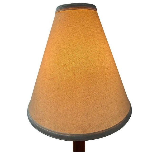 Postmodern Nickel Básica M2 Table Lamp by Santiago Roqueta for Santa & Cole With Large Shade For Sale - Image 3 of 8