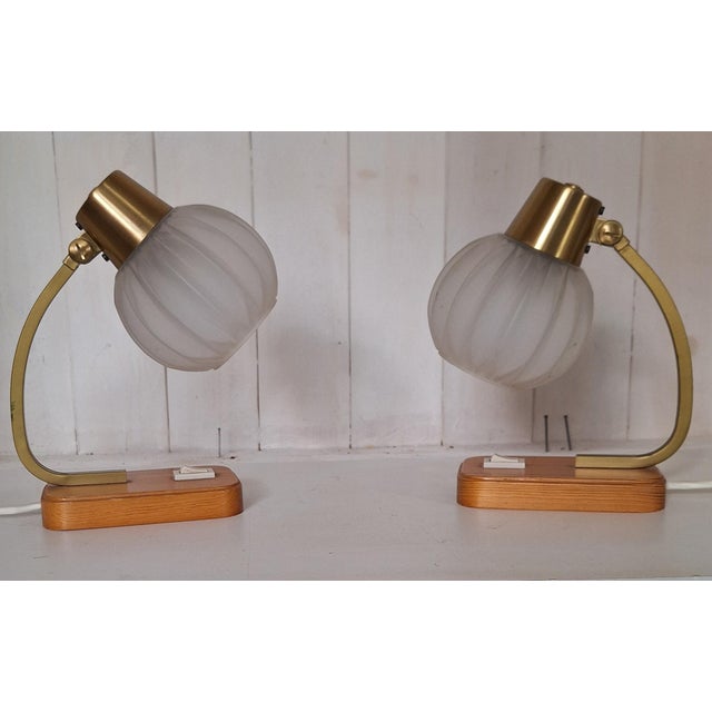Vintage Bedside Lamps with Spruce Wood Base, Metal Frame and Segmented White Glass Shade, 1980s, Set of 2, in Very Good...