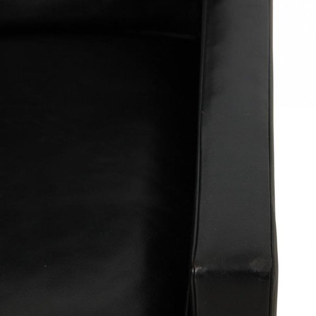 PK31 2-Seater Sofa in Black Aura Leather by Poul Kjærholm, 1985 For Sale - Image 12 of 18