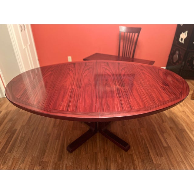 Late 20th Century A. Sibau Solid Rosewood Dining Table Set With 2 Leaves, 8 Dining Chairs - Set of 10 For Sale - Image 5 of 18