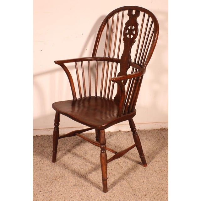 18th Century Windsor Armchair in Yew and Ash Wood For Sale - Image 11 of 12