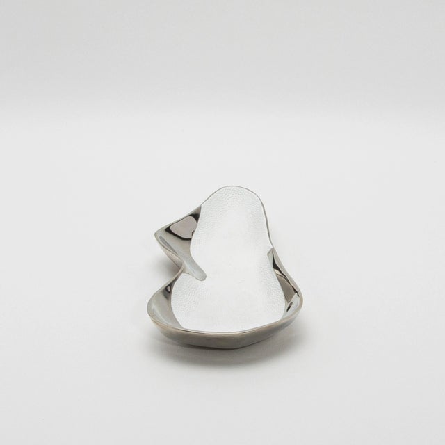 Modern Bowl in Stainless Steel With White Shagreen Details by Kifu Paris For Sale - Image 3 of 5