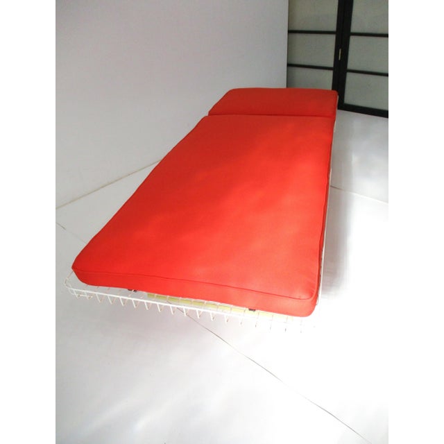 Knoll Rare Wire Indoor Chaise Lounge Chair by Richard Schultz For Sale - Image 9 of 11