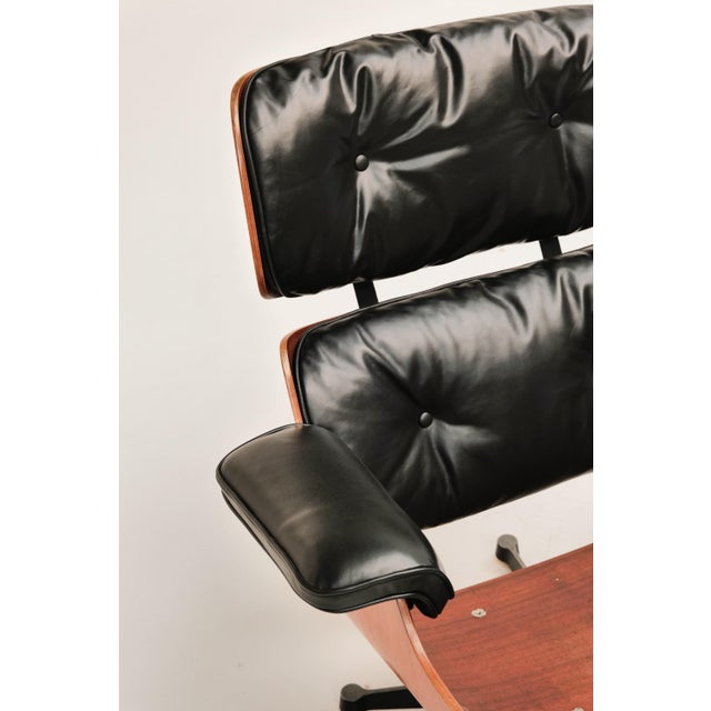 Lounge Chair by Charles & Ray Eames for Herman Miller, 1970s For Sale - Image 12 of 15