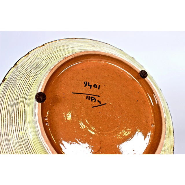 1960's Incised Yellow Bowl by Aldo Londi for Bitossi For Sale In Raleigh - Image 6 of 7