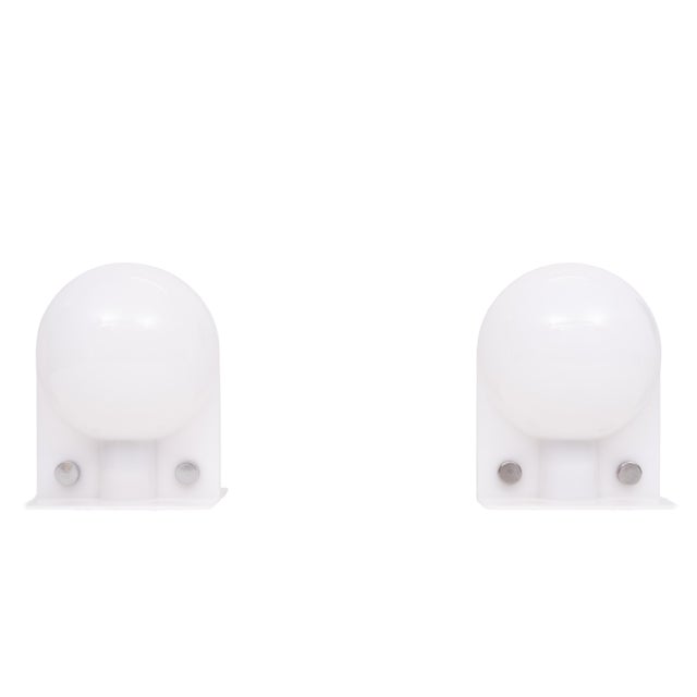 Space Ace Acrylic Table Lamps from Guzzini, 1970s, Set of 2 For Sale - Image 3 of 8