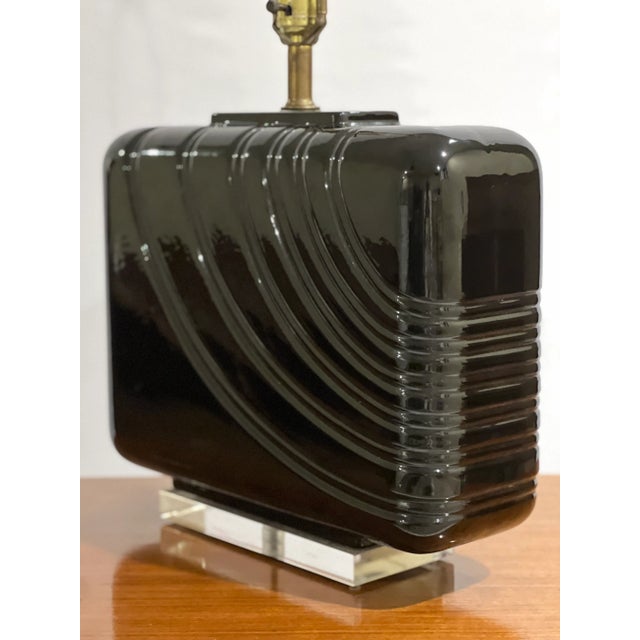 Ceramic 1980s Postmodern Large Black Ceramic and Lucite Table Lamps, Pair For Sale - Image 7 of 12
