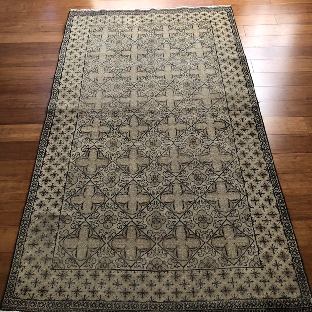 Turkish Vintage Turkish Rug: Beige & Dark Brown Geometric Wool Rug | 4'x7' For Sale - Image 3 of 7