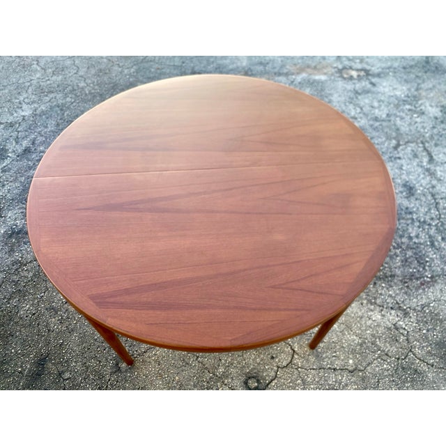 1960s Danish Teak Dining Table Designed by Ib Kofod-Larsen for Faarup . For Sale In Miami - Image 6 of 12