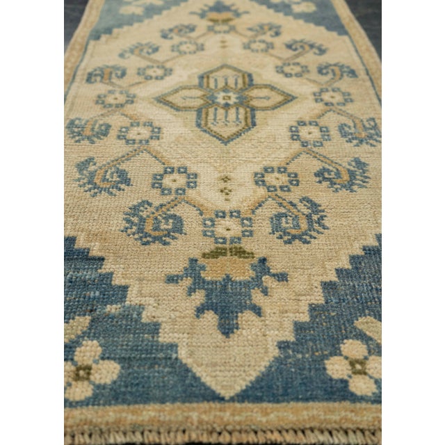 Turkish Turkish Mini Rug Oriental Hand Knotted Vintage Rug 1'4" x 2'6" #21197 For Sale - Image 3 of 8