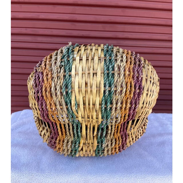 Mid 20th Century Rustic Multi-Colored Wavy Branch Woven Rattan/Raffia Basket For Sale - Image 5 of 6