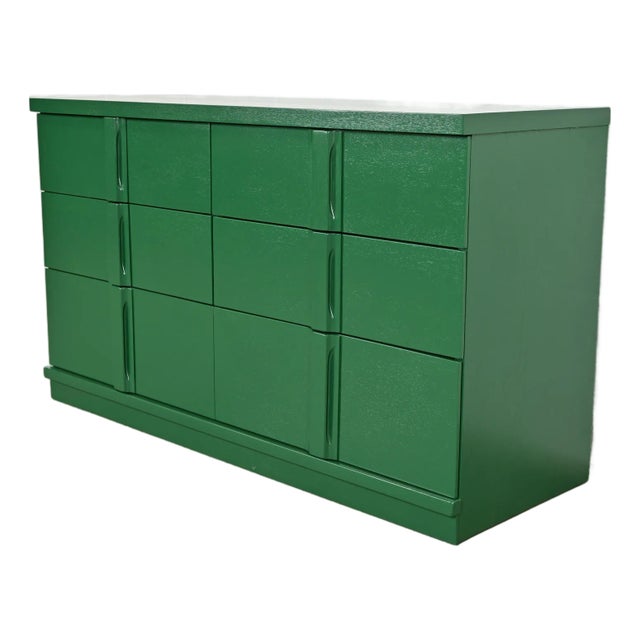 Donald Deskey Style Art Deco Green Lacquered Six-Drawer Double Dresser, Newly Refinished For Sale