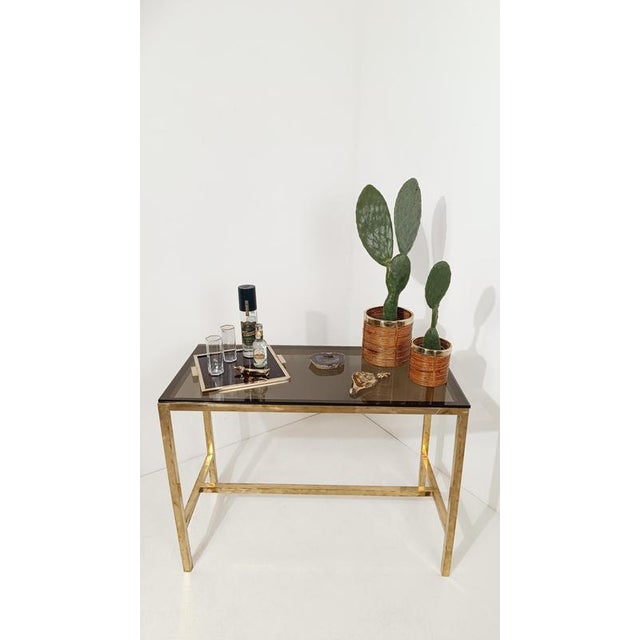 Coming straight from the 70s, this cachepot basket contains in its 20cm diameter by 20cm height, the extremely glamorous...