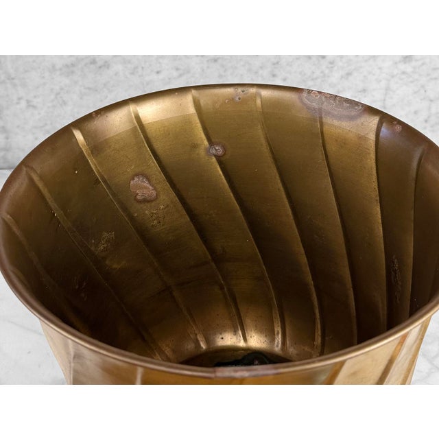 Vintage Traditional Brass Ribbed Jardiniere Planter - 12" For Sale - Image 4 of 9